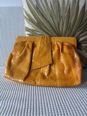 J.Renee vintage 1980s Mustard Snake skin  Clutch